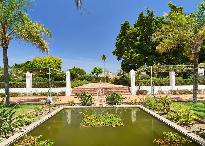 Luxurious By The Sea וילה