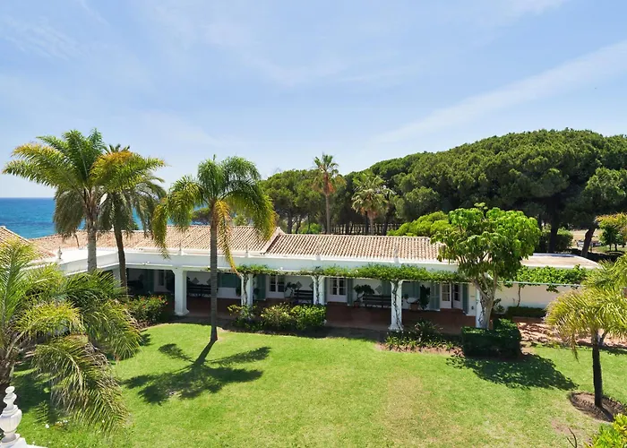 Luxurious By The Sea Willa *