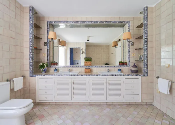 Villa Luxurious By The Sea Estepona